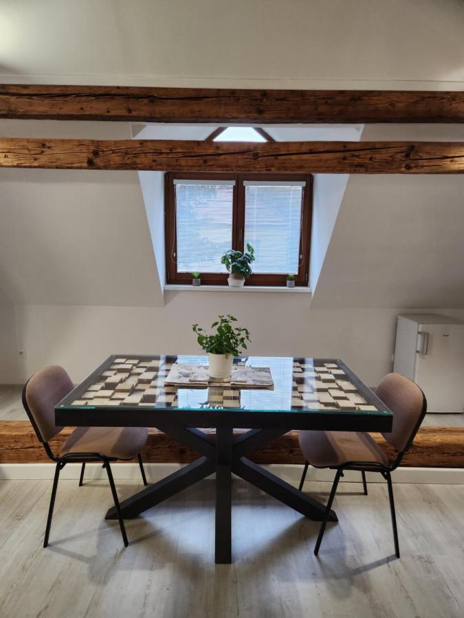 Apartman C2 - 450 M Od Centra Bojnic Bajmóc Kültér fotó
